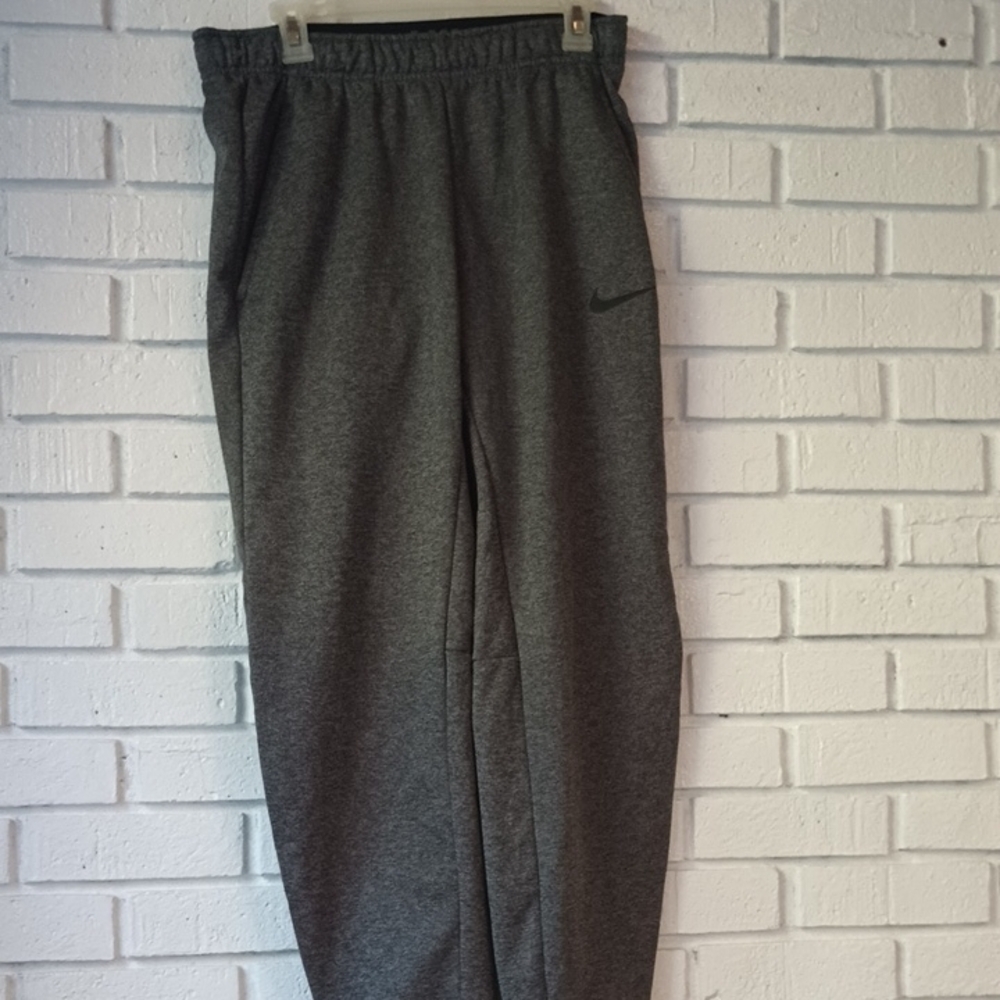 Nike Men's Therma Fit Pants Size Medium